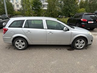 2009 Opel Astra H Рестайлинг, серебристый, 380000 рублей, вид 5