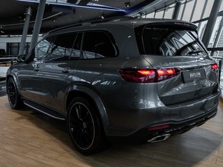 2025 Mercedes-Benz GLS 450 d II (X167) Рестайлинг, серый, 18640770 рублей, вид 5