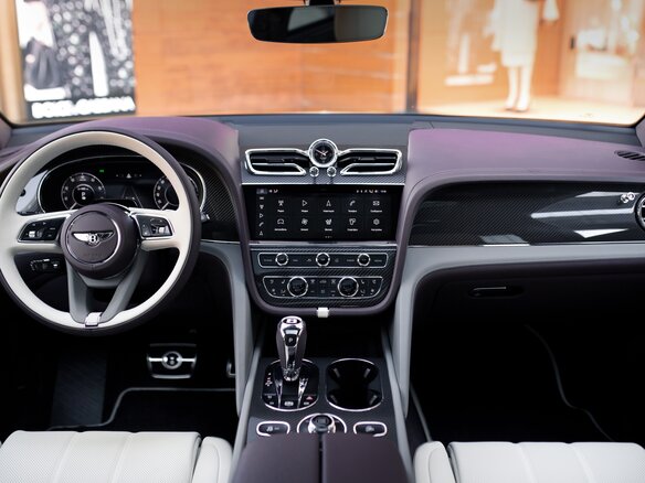 2026 Bentley Bentayga I Рестайлинг, серый, 45900000 рублей - вид 39