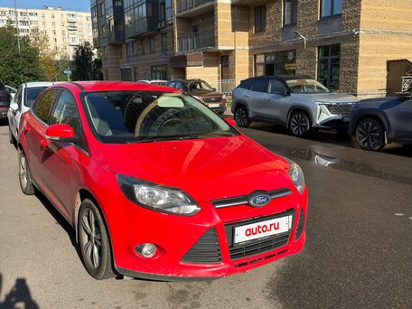 2013 Ford Focus III, красный, 660000 рублей, вид 2