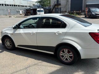 2013 Chevrolet Aveo II, белый, 550000 рублей, вид 5