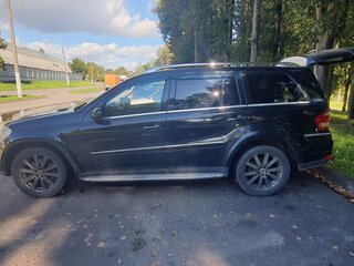 2010 Mercedes-Benz GL-Класс 500 I (X164) Рестайлинг, чёрный, 1300000 рублей, вид 4