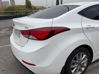 2014 Hyundai Elantra V (MD) Рестайлинг, белый, 1180000 рублей, вид 3