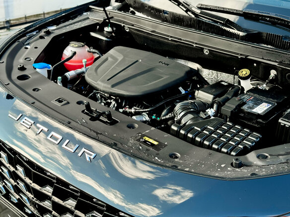 2026 Jetour X70+ I Рестайлинг, чёрный, 3399000 рублей - вид 25