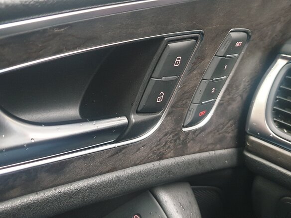 2018 Audi A6 IV (C7) Рестайлинг, чёрный, 2250000 рублей - вид 10