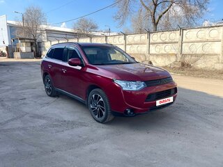 2013 Mitsubishi Outlander III, красный, 1160000 рублей, вид 5