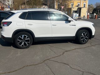 2022 Volkswagen Tayron I, белый, 2780000 рублей, вид 3