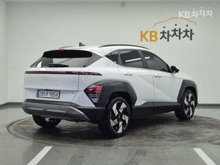 2024 Hyundai Kona II (SX2), белый, 2200000 рублей, вид 5