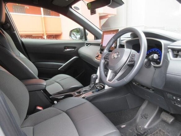 2023 Toyota Corolla Cross I, серебристый - вид 25