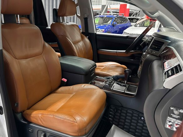 2012 Lexus LX 570 III Рестайлинг, белый, 4190000 рублей - вид 14