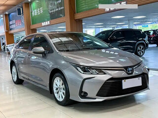 2022 Toyota Corolla XII (E210), серебристый, 1520000 рублей, вид 1