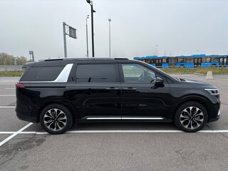 2020 Kia Carnival IV, чёрный, 3465000 рублей, вид 4