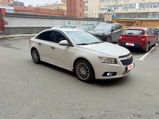2012 Chevrolet Cruze I Рестайлинг, белый, 880000 рублей, вид 3
