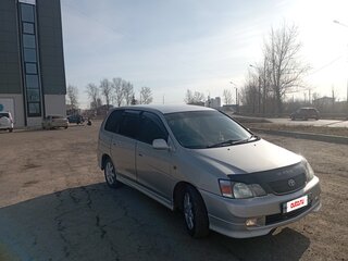 2002 Toyota Gaia, серебристый, 470000 рублей, вид 4