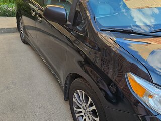 2018 Toyota Sienna III Рестайлинг 2, чёрный, 2950000 рублей, вид 3