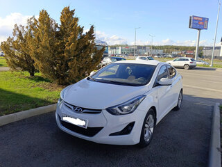 2014 Hyundai Elantra V (MD) Рестайлинг, белый, 900000 рублей, вид 4