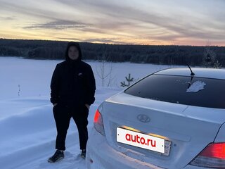 2013 Hyundai Solaris I, белый, 700000 рублей, вид 1