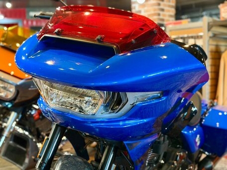2026 Harley-Davidson CVO Road Glide ST, синий, 6500000 рублей, вид 4