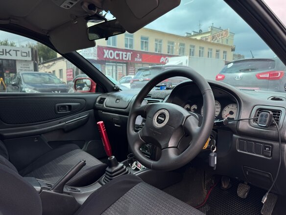 2000 Subaru Impreza I, красный, 340000 рублей - вид 2