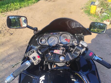 2002 Kawasaki ZZR 400, чёрный, 250000 рублей, вид 1
