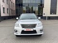 2010 Lexus LX 570 III, серебристый, 3999999 рублей - вид 3
