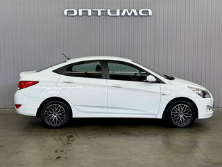 2016 Hyundai Solaris I Рестайлинг, белый, 1037000 рублей, вид 4