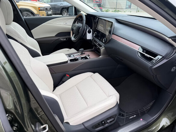 2026 Lexus RX 450h V, зелёный, 11500000 рублей - вид 19