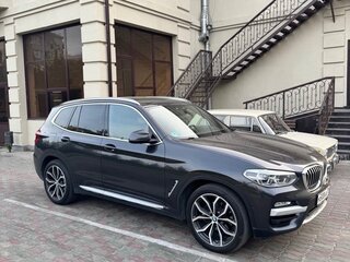 2018 BMW X3 20d xDrive III (G01), серый, 3700000 рублей, вид 3
