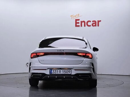 2023 Kia K5 LPi III, белый, 1850000 рублей, вид 4