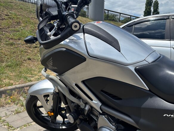 2013 Honda NC 700X, серебристый, 550000 рублей - вид 5