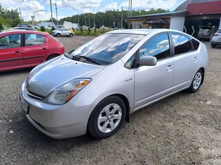 2008 Toyota Prius II Рестайлинг (XW20), серебристый, 885000 рублей, вид 1