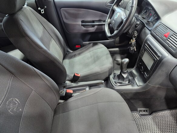 2008 Skoda Octavia I (A4) Рестайлинг, серебристый, 385000 рублей - вид 10