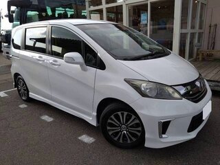 2015 Honda Freed I Рестайлинг 2, белый, 935000 рублей, вид 3