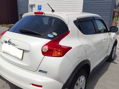 2010 Nissan Juke I, белый, 720000 рублей, вид 2