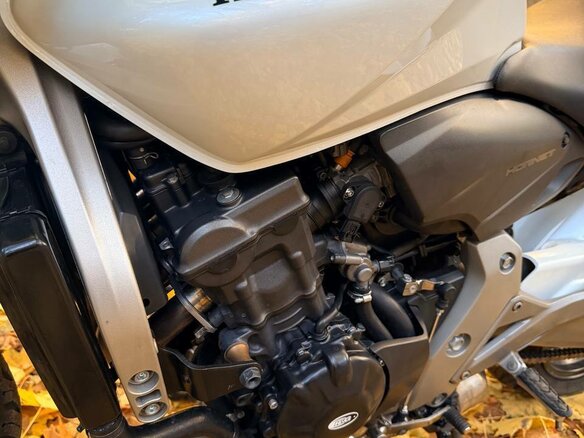 2008 Honda CB 600F Hornet, белый, 500000 рублей - вид 15