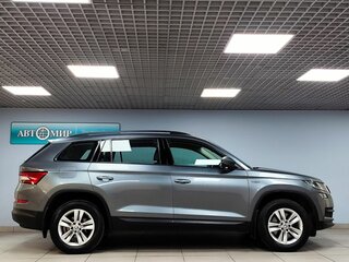 2019 Skoda Kodiaq I, серый, 2420000 рублей, вид 4