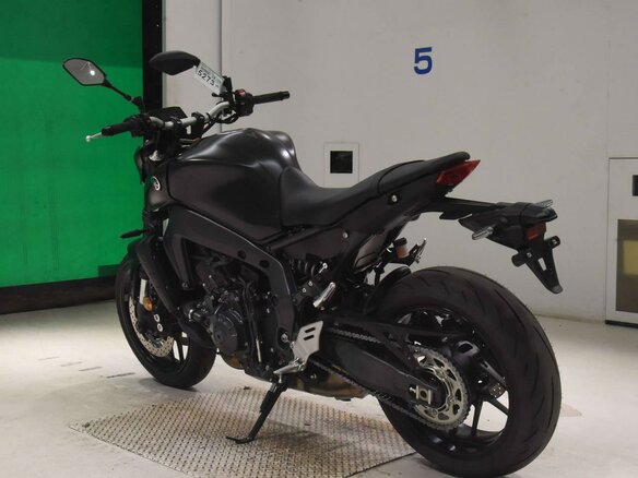 2023 Yamaha MT-09 (FZ-09), чёрный, 1177000 рублей - вид 5