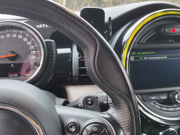 2014 Mini Hatch Cooper S III (F55/F56), синий, 2100000 рублей - вид 9