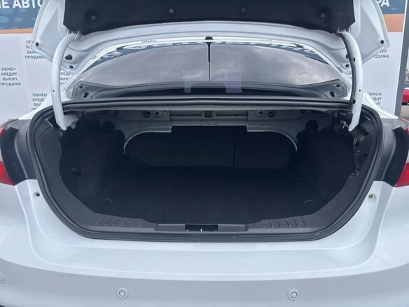 2012 Ford Focus III, белый - вид 18