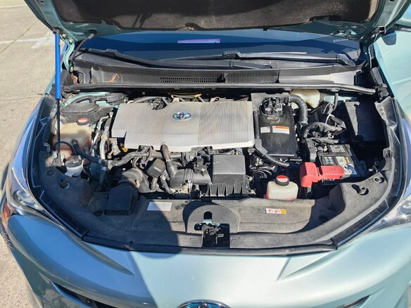 2016 Toyota Prius IV (XW50), синий, 1650000 рублей - вид 10