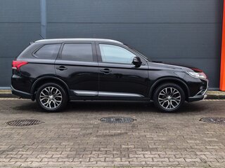 2015 Mitsubishi Outlander III Рестайлинг 2, чёрный, 1979000 рублей, вид 3