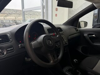 2014 Volkswagen Polo V, чёрный, 560000 рублей, вид 5