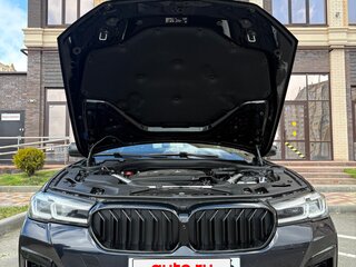 2021 BMW 5 серии 520d xDrive VII (G30/G31/G38) Рестайлинг, чёрный, 4320000 рублей, вид 3