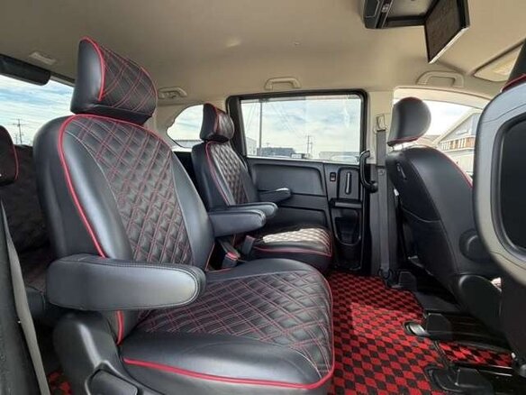 2016 Honda Freed I Рестайлинг 2, серебристый, 927000 рублей - вид 17