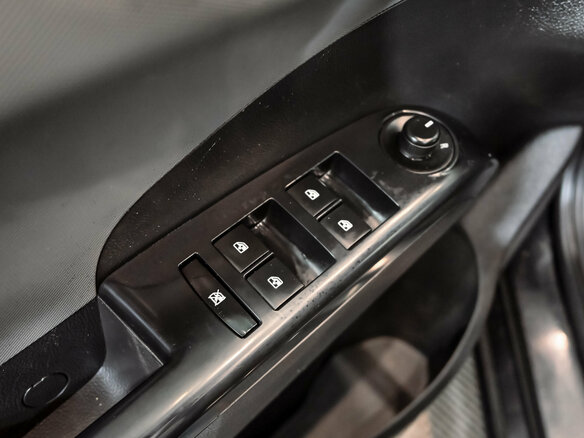 2013 Chevrolet Aveo II, чёрный, 585000 рублей - вид 14