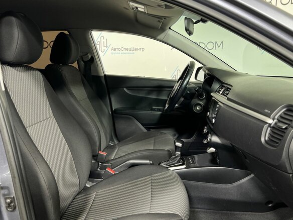 2018 Kia Rio X-Line IV, серый - вид 13