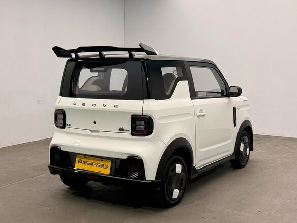 2025 Geely Panda Knight I, белый, 780000 рублей - вид 6