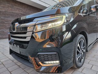 2021 Honda Stepwgn Spada V Рестайлинг, чёрный, 3290000 рублей, вид 2