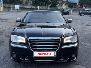 2012 Chrysler 300C II, чёрный, 1800000 рублей, вид 3