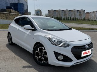 2013 Hyundai i30 II, белый, 935000 рублей, вид 3